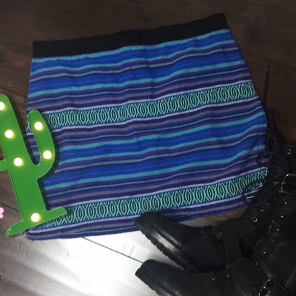 American Eagle mini skirt zipper back elastic high waist - Picture 3 of 7